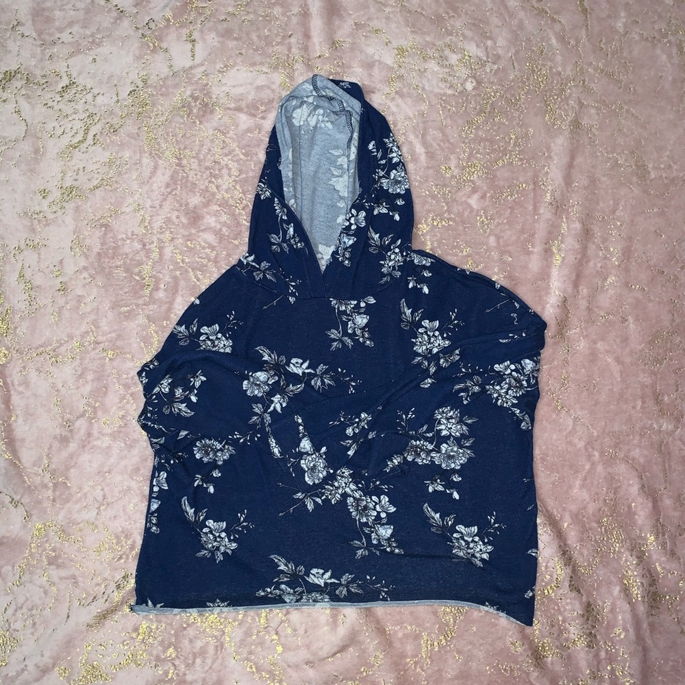5/15!!Rue 21 crop floral hoodie